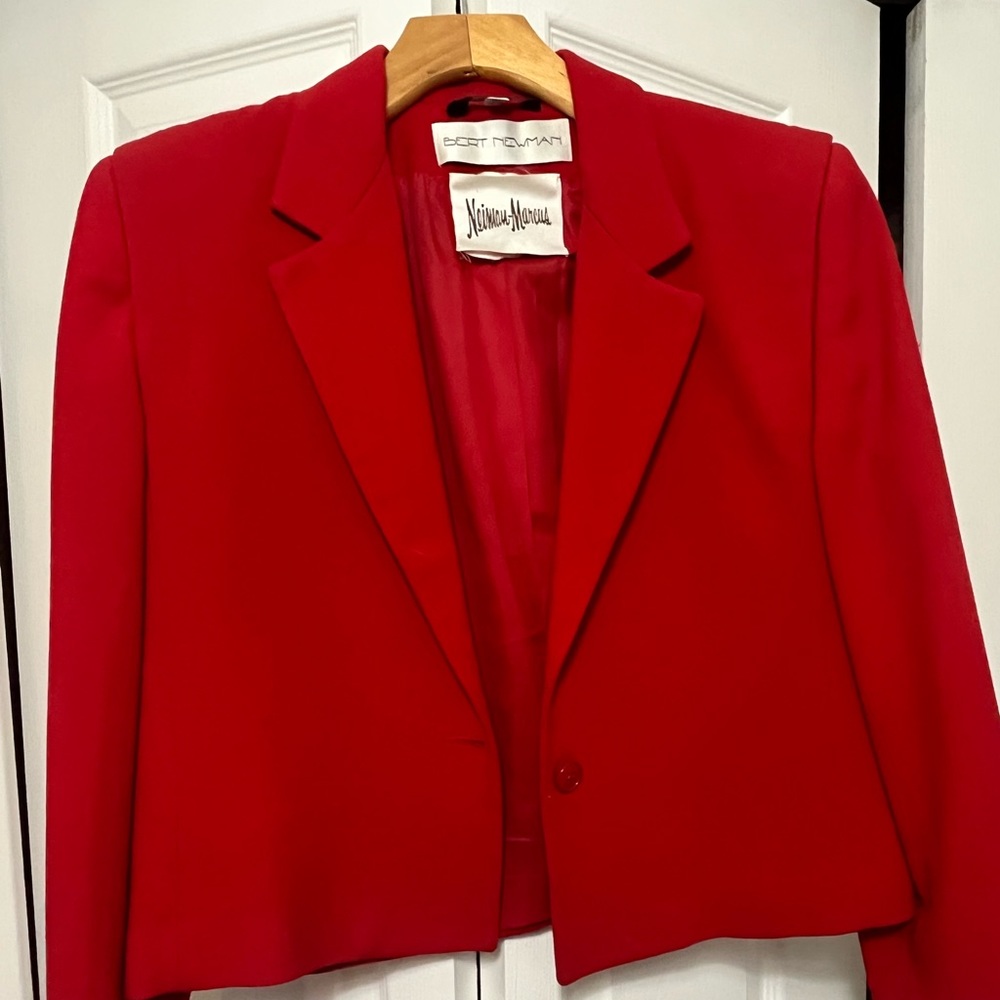 Newman Marcus cropped jacket blazer